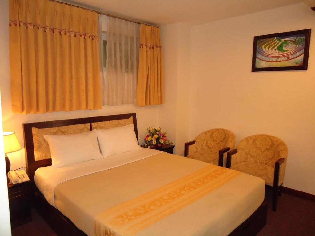 Dong Kinh Hotel Хошимин Номер фото